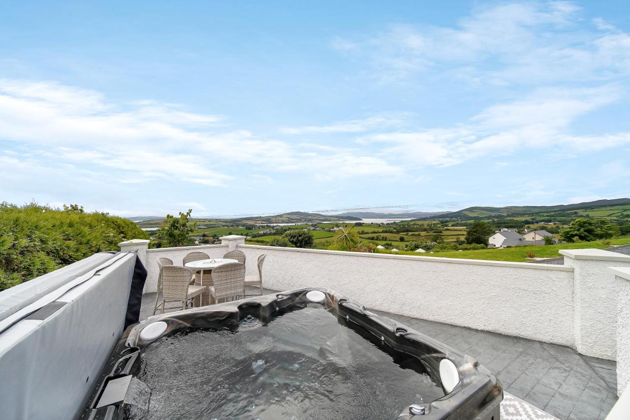 Seaview Lodge Apartment 'Sleeping 4 Guests' Rockstown Eksteriør bilde