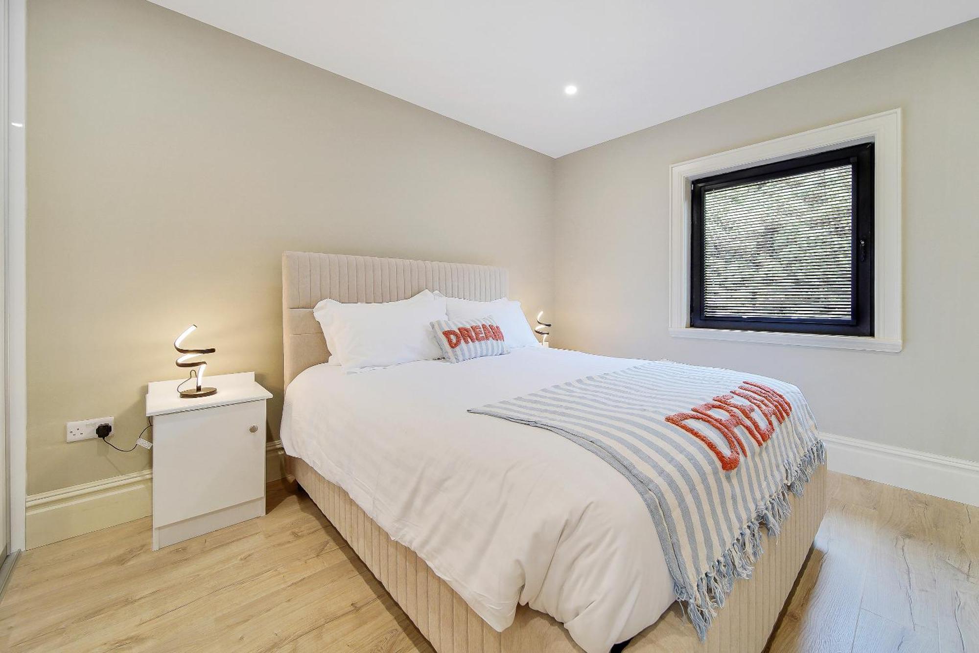 Seaview Lodge Apartment 'Sleeping 4 Guests' Rockstown Eksteriør bilde